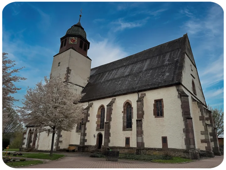 500m vom DUFTKELLER ist die Effringer Kirche. <br />So können Sie zusätzlich zu Ihrem Erlebnis - Seminar auch noch eine der schönsten und zierlichsten gotischen Kirchen Württembergs besichtigen