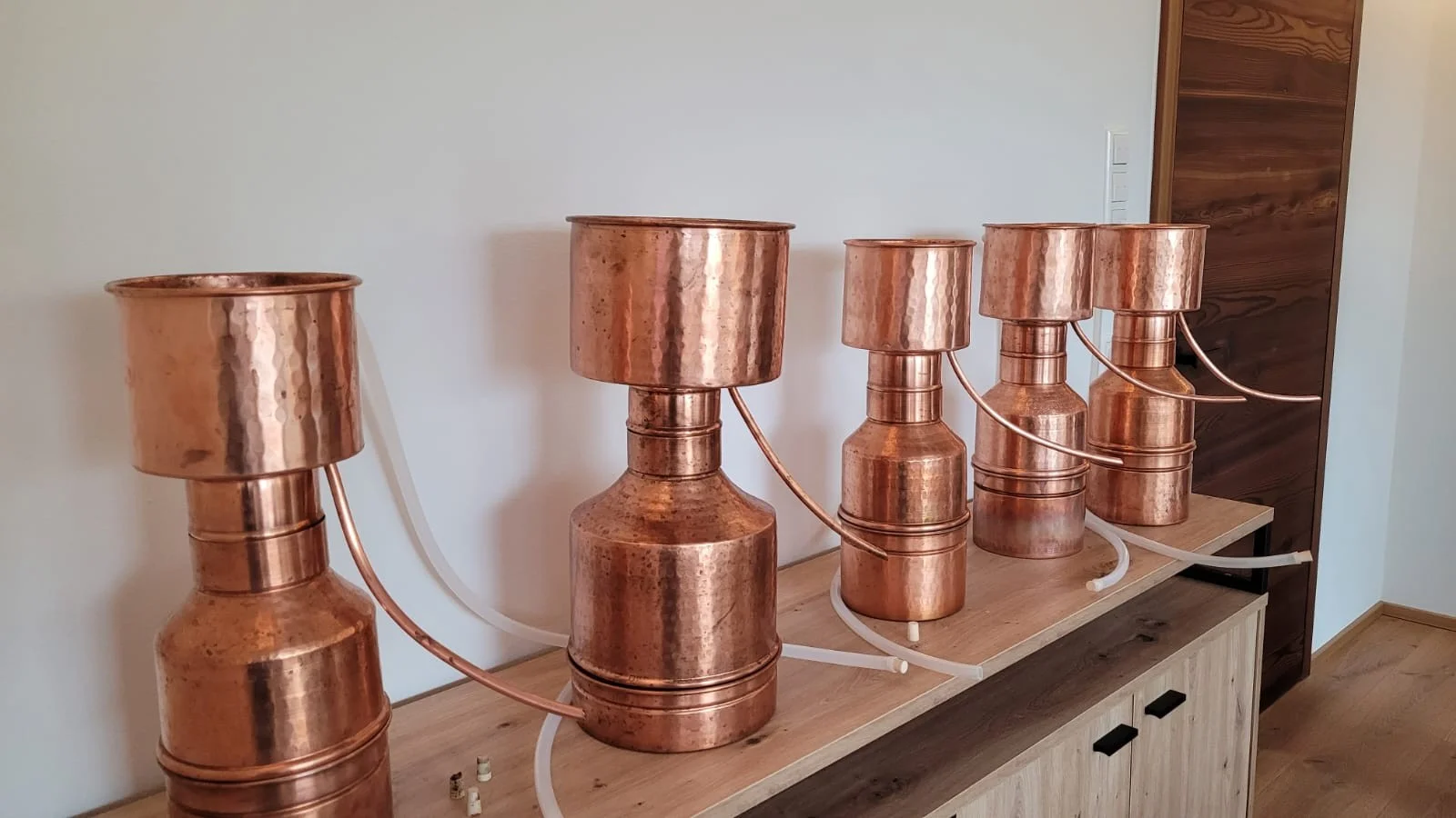 Ideal für einen Gin Workshop oder zur Herstellung ätherischer Öle in professioneller Umgebung.